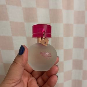 Mary Kay Thinking of Love perfume